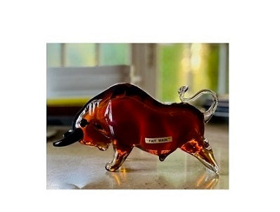 Taureau en verre souffle